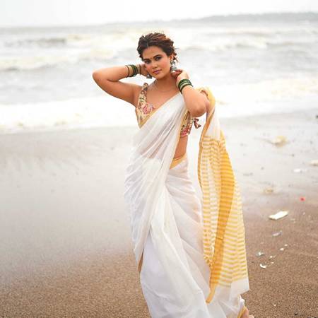 गोविंदा की हीरोइन अनुपमा अग्निहोत्री अपनी अगली बड़ी फिल्म के लिए हैं तैयार!