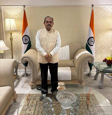 बिपिन मिश्रा: उत्कृष्ट परोपकारी