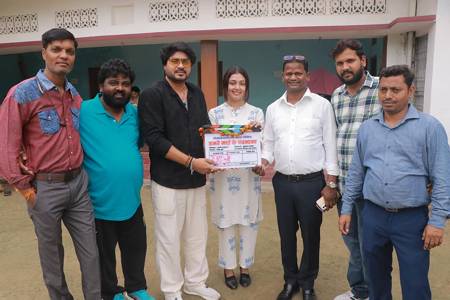 सुनील मांझी के निर्देशन में मणि भट्टाचार्य, राघव पाण्डेय ने शुरू किया ‘हमरे माई के पंचनामा’ की शूटिंग