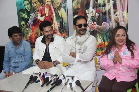 डायरेक्टर रज़ूल आलम की हिंदी फीचर फिल्म “गरम माहौल” का पोस्टर और ट्रेलर लॉन्च, एहसान खान, नाफे खान मुख्य कलाकार