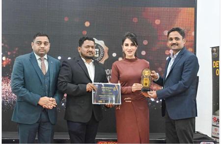 Bollywood Actress Smita Gondkar Was A Special Guest At The Prestigious Workshop “Ultimate Millionaire Blueprint” Conducted In Lonavala