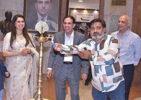“SPANDANE” Solo Show Of Paintings By Renowned Artist Sachin Sagare In Jehangir Art Gallery